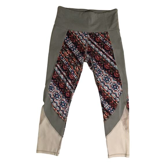 Athleta Nomad Salutation Mesh Capri Active leggings size XS - Picture 1 of 7